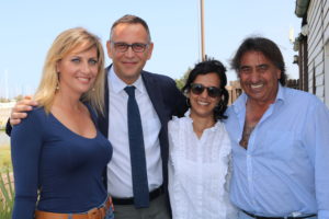 Da sx, Chiara Giallonardo, il sindaco Marco Alessandrini, Maura Di Marco della Camera di Commercio e Riccardo Padovano presidente associazione Balneatori